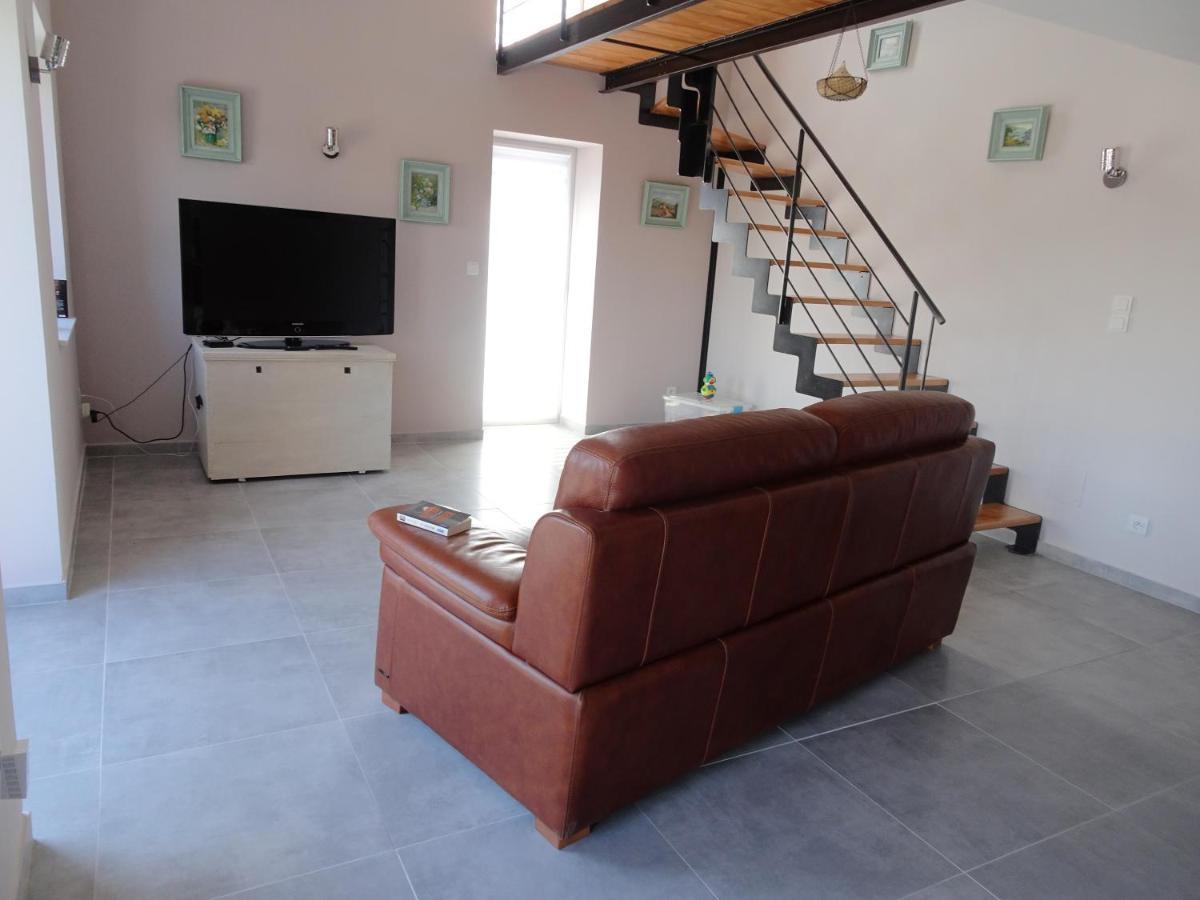 Le Rucher Lez-Fontaine Ngoại thất bức ảnh